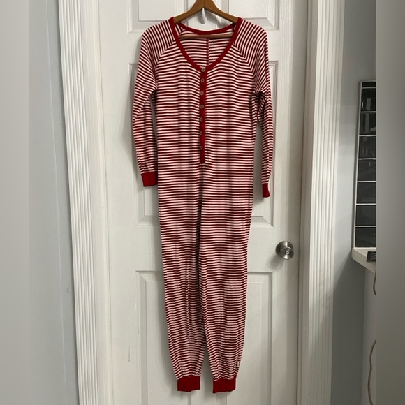 Burt’s Bees Baby Unisex Adult Holiday Pajama Romper Medium Red & White Striped - Picture 1 of 6